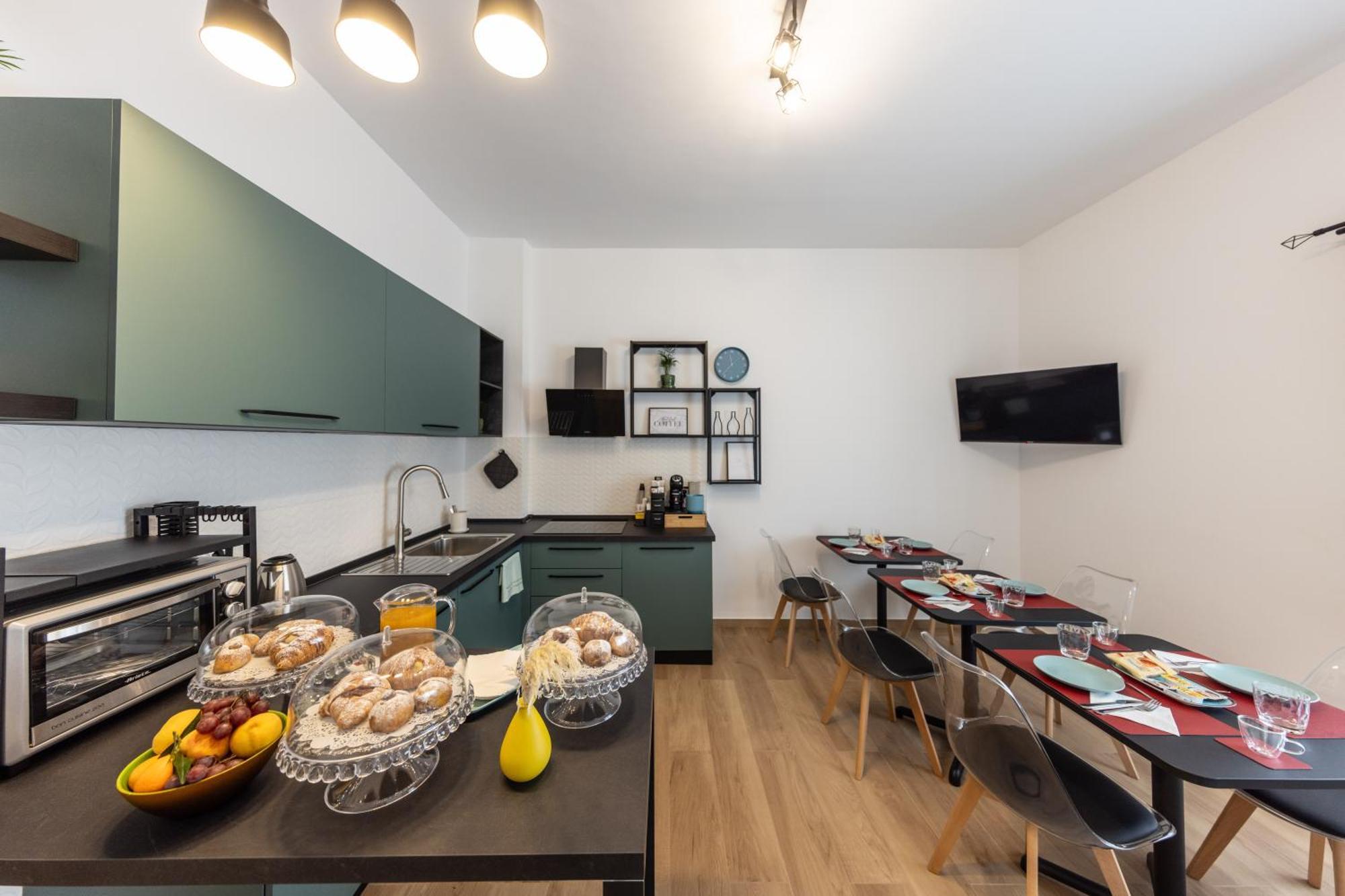 Armony Luxury Suites Aeroporto di Catania Fontana Rossa Esterno foto